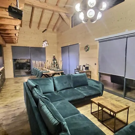 Des'amy Et Sa Terrasse Pour 8/10 Personnes * Font-Romeu-Odeillo-Via